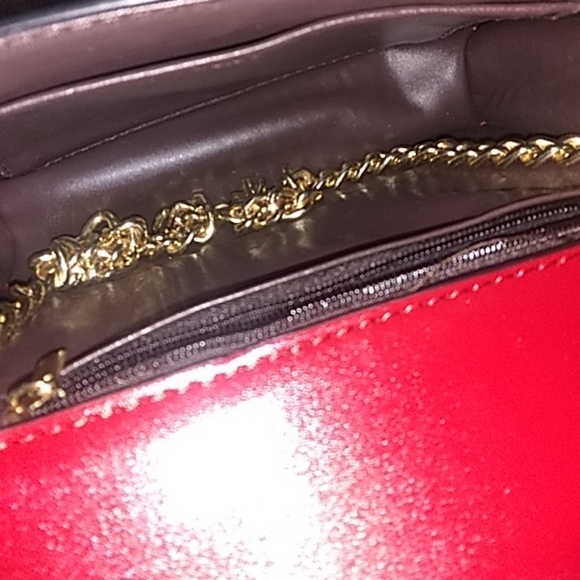 Small Pearl Beading Bee Handbag - Picture 3 of 8